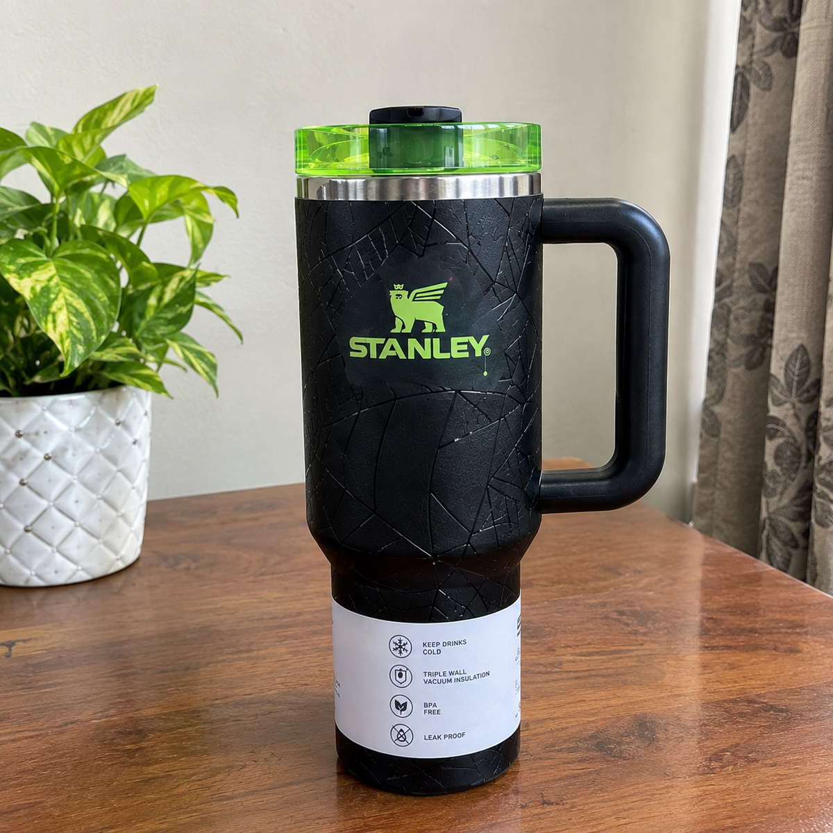 Black Spider Web Tumbler with Handle – Insulated Travel Cup with Lid & Reusable Straw