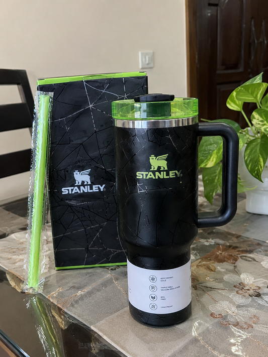Black Spider Web Tumbler with Handle – Insulated Travel Cup with Lid & Reusable Straw
